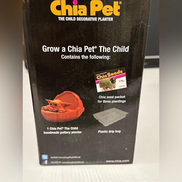 Baby Yoda Chia Pet Tar Wars The Child Grogu Mandalorian Limited Edition New - Picture 5 of 5